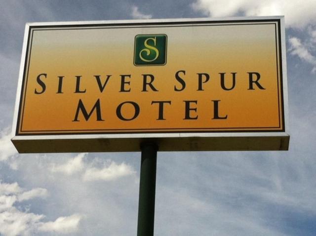 Silver Spur Motel Lander Zewnętrze zdjęcie